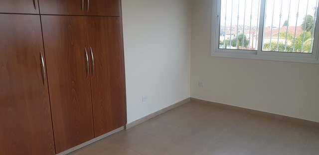 Big 2 bedroom Flat on Agios Athanasios