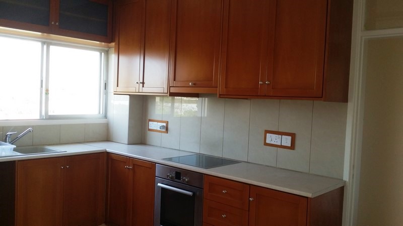 3bd FLAT AT AYIOS NECTARIOS