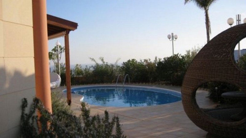 VILLA AT AYIOS ATHANASIOS