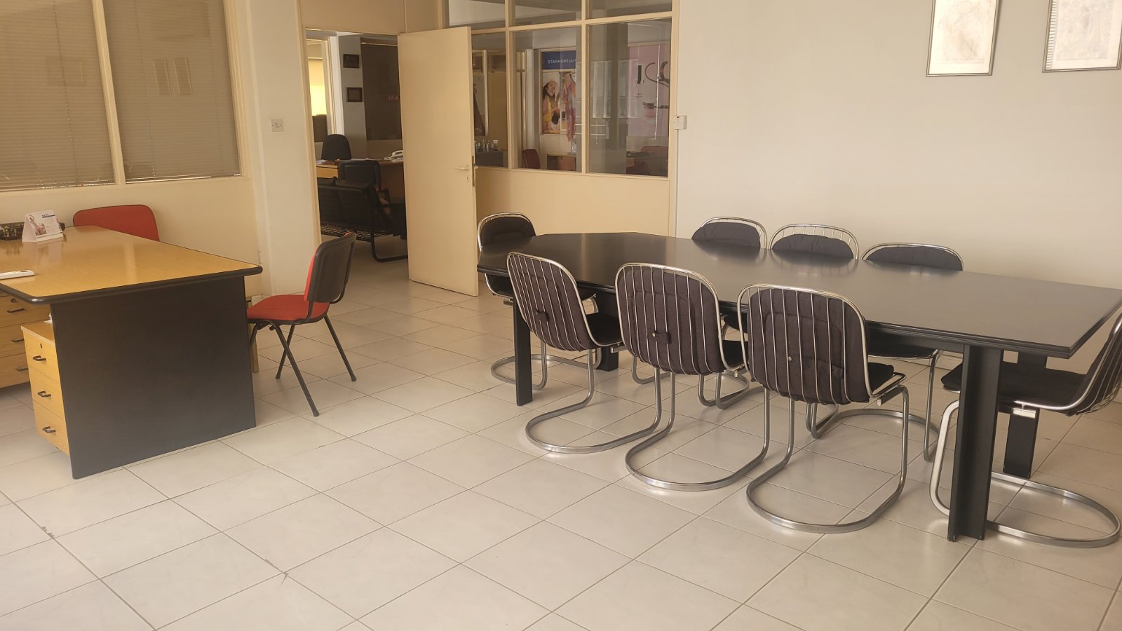 OFFICE IN THE CITY  CENTER